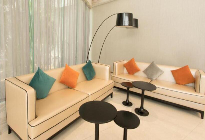 בית מלון כפרי City Comfort Inn Lingshui Central Avenue Bus Station