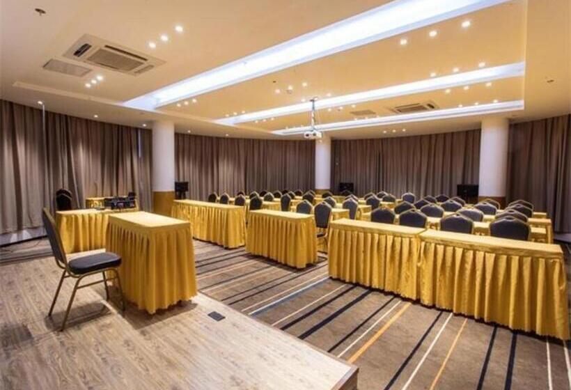 בית מלון כפרי City Comfort Inn Lingshui Central Avenue Bus Station