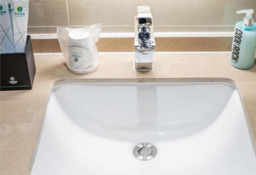 호텔 City Comfort Inn Loudi Sports Center