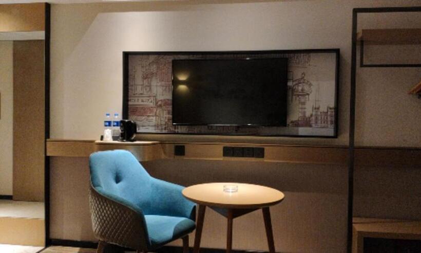 酒店 City Comfort Inn Loudi Sports Center