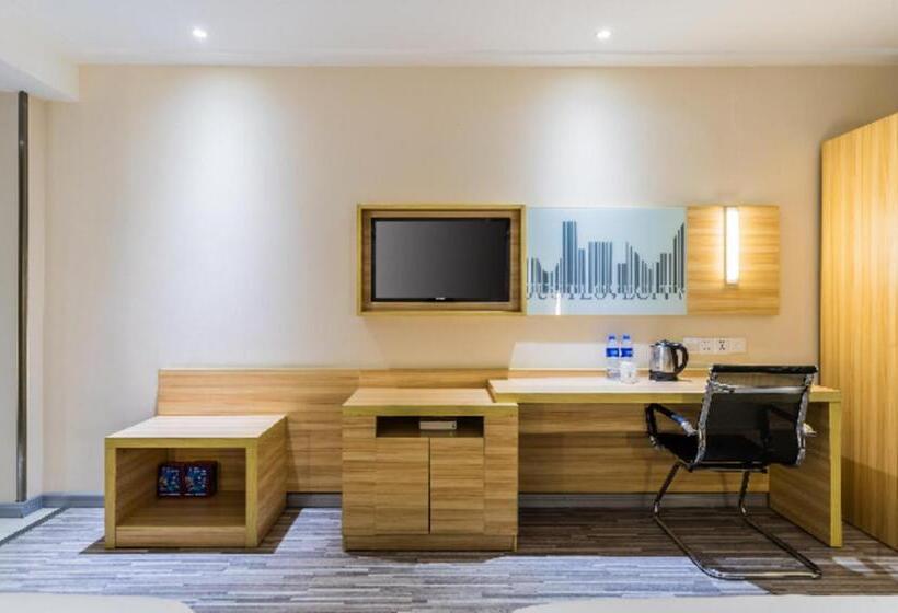 ホテル City Comfort Inn Maoming Gaozhou Nanguan Road Yingzhou Park