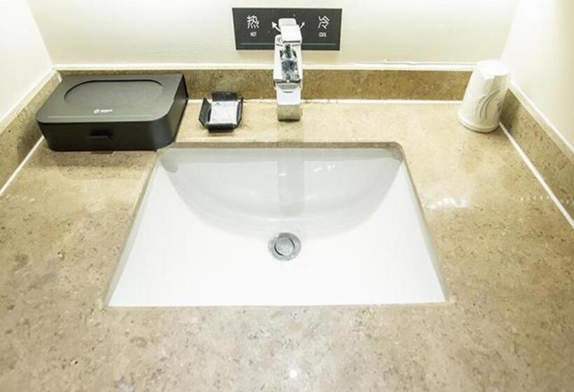 Отель City Comfort Inn Nanning Guangxi University For Nationalities