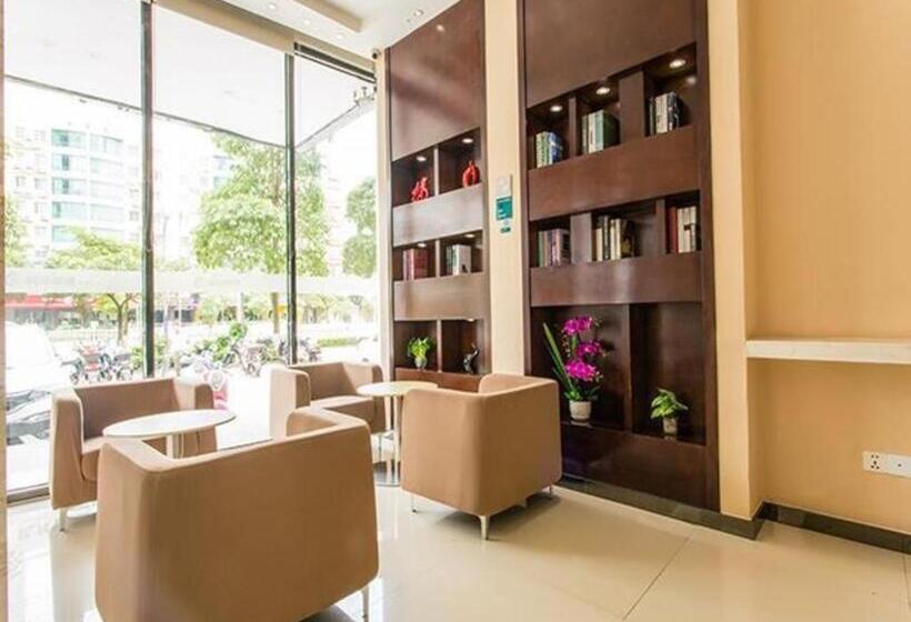 Отель City Comfort Inn Nanning Wuming Xiangshan Avenue