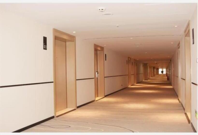 فندق City Comfort Inn Neijiang Zizhong Wuguan