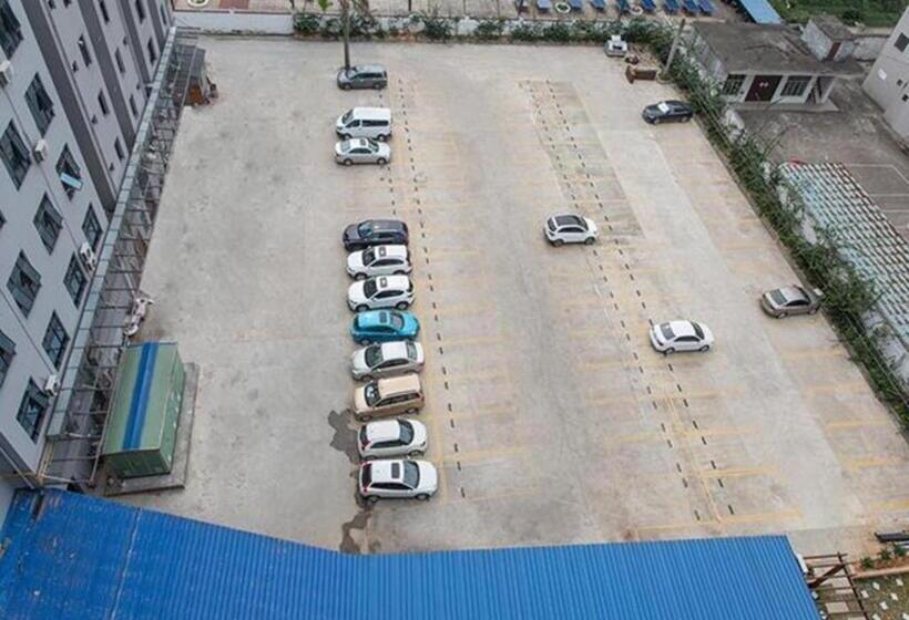 בית מלון כפרי City Comfort Inn Qinzhou Port District Central Square