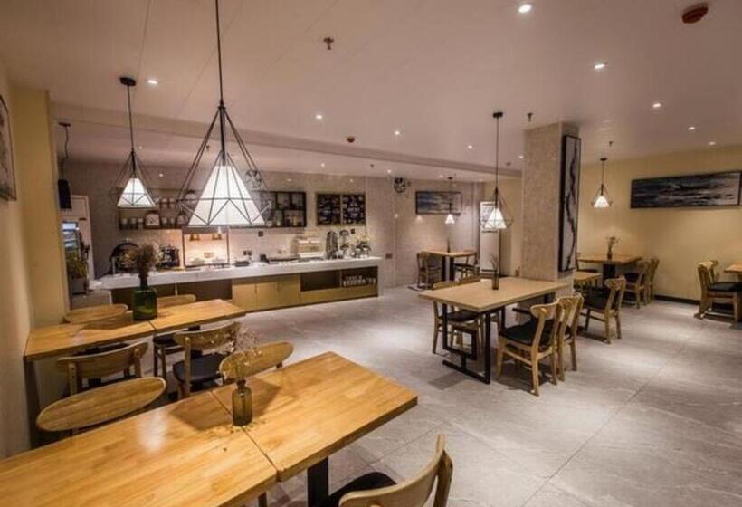 בית מלון כפרי City Comfort Inn Shaoguan High Speed Railway Station Xilian Examination Center