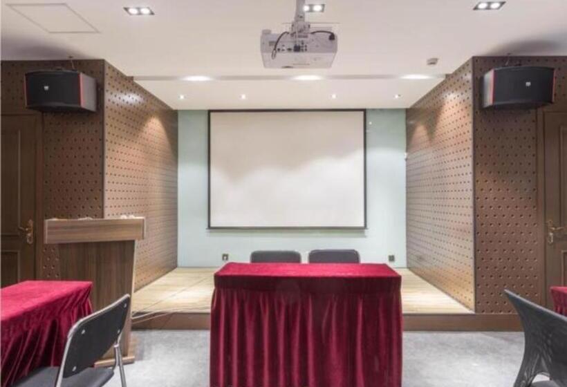 Отель City Comfort Inn Shijiazhuang High Speed Railway Station Dong Feng Road