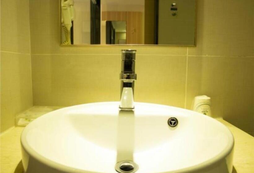 Отель City Comfort Inn Tianmen East Lake Wanda Plaza