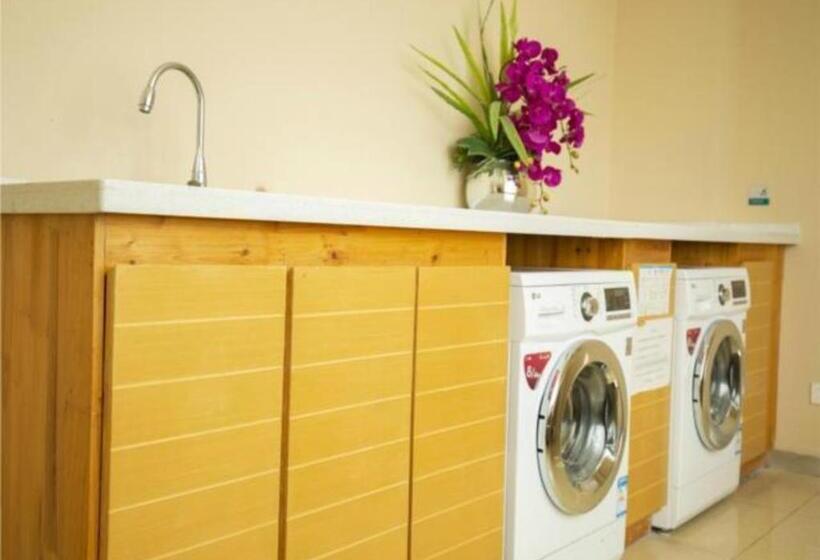 Отель City Comfort Inn Tianmen East Lake Wanda Plaza