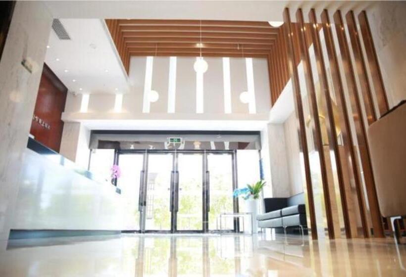 Hotel City Comfort Inn Wuhan Guanggu Minzhu Avenue No.1 Middle School Affiliated To Ccnu