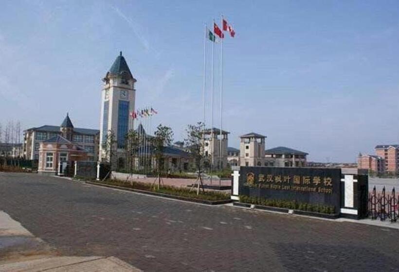 Hotel City Comfort Inn Wuhan Guanggu Minzhu Avenue No.1 Middle School Affiliated To Ccnu