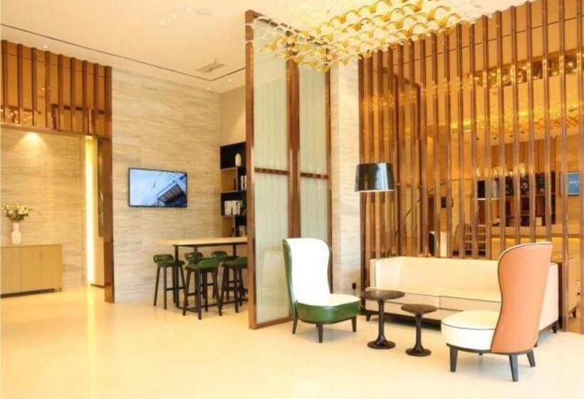 Hotel City Comfort Inn Wuhan Ikea