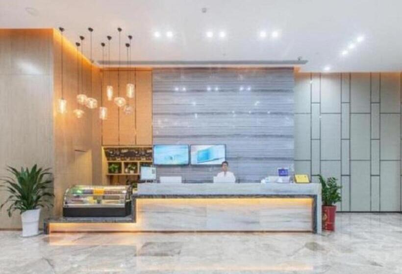 호텔 City Comfort Inn Wuhan Tianhe Airport Outlets