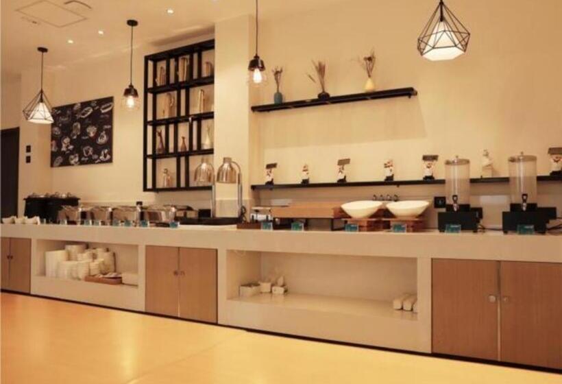 فندق City Comfort Inn Wuzhou High Speed Railway Station Canghai Lake Park