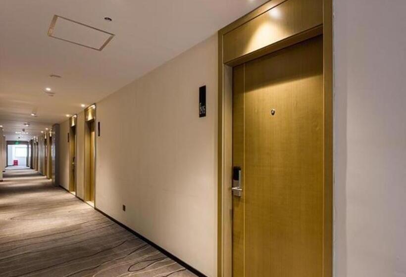 酒店 City Comfort Inn Xiangyang Hangkong Road