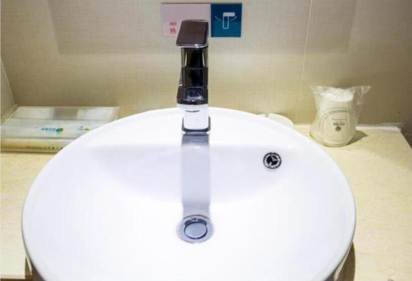 Отель City Comfort Inn Xiangyang Shenzhen Industrial Park