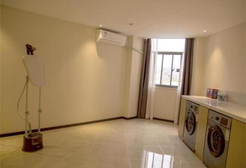 호텔 City Comfort Inn Yichang Yuan An Passenger Station