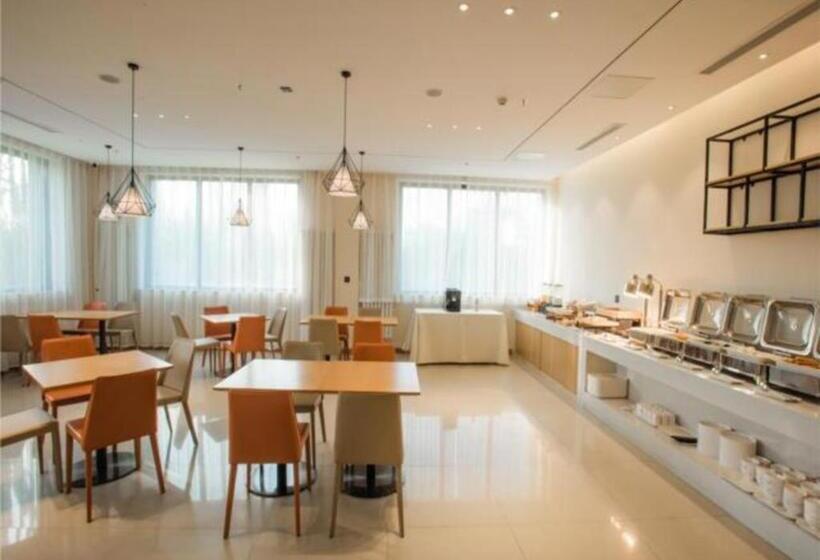 호텔 City Comfort Inn Zhangjiakou Municipal Government High Speed Railway Station North Institute