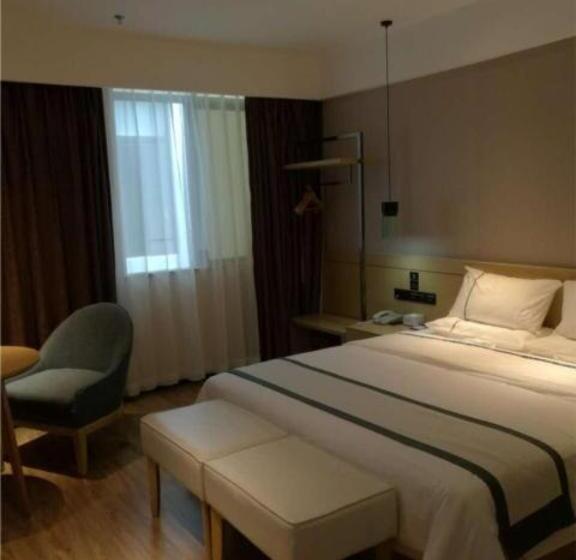 Отель City Comfort Inn Zhanjiang Leizhou Xihu Avenue