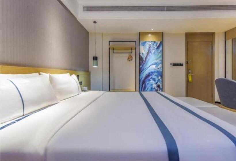 Отель City Comfort Inn Zhanjiang Leizhou Xihu Avenue