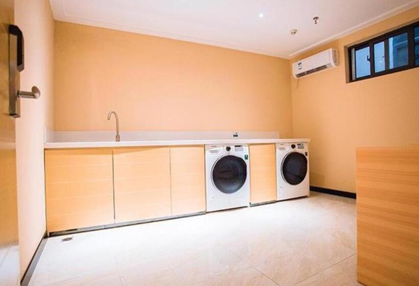 فندق City Comfort Inn Zhanjiang Wuchuan Aoyuan Plaza