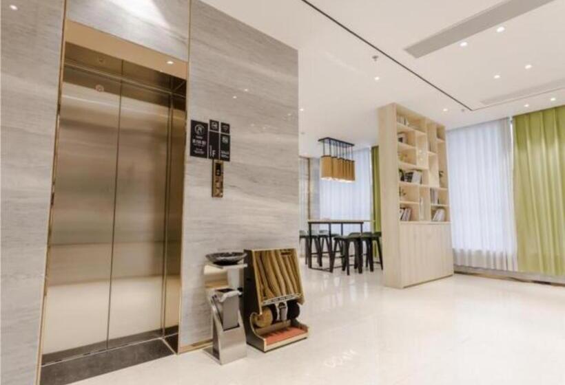 Отель City Comfort Inn Zhaoqing Sihui Nanjiang Industrial Park