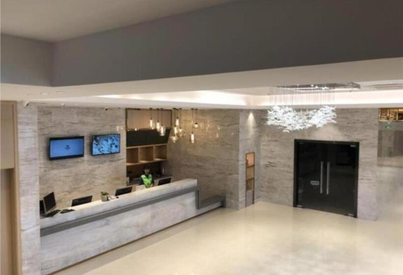 Отель City Comfort Inn Zhongshan Banfu