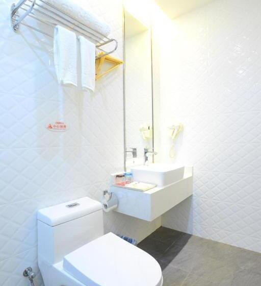 فندق Crystal Love There