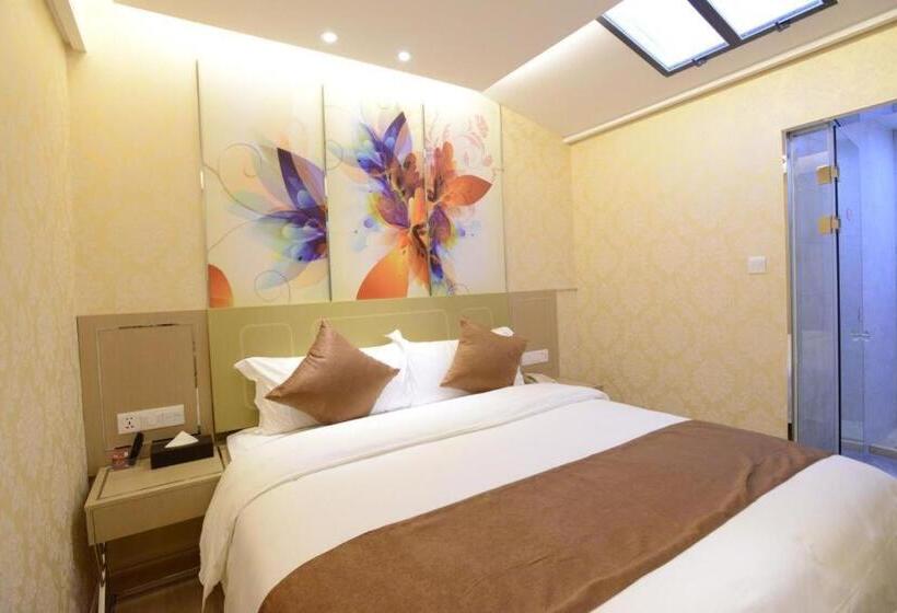 فندق Crystal Love There