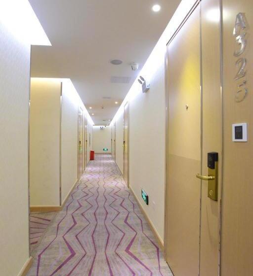 فندق Crystal Love There