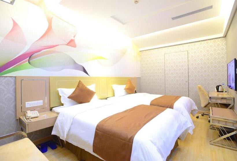 فندق Crystal Love There