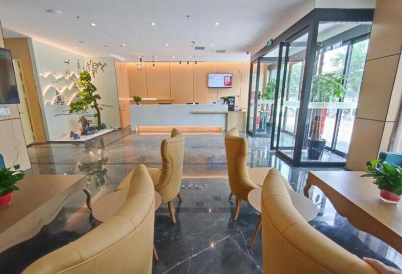 בית מלון כפרי Green Tree Inn Henan Jiyuan Tiantan Road Xinyao Plaza