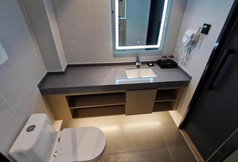 فندق Greentree Inn Express Fuzhou Linchuan District Gandong Auto City