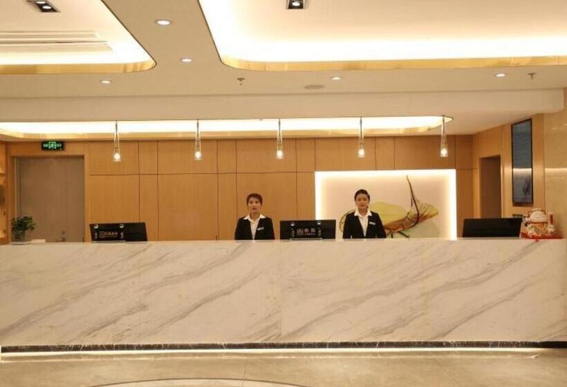 ホテル Greentree Inn Express Linyi Tangtou Hot Spring Guantang Street