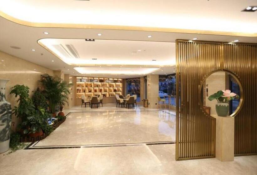 ホテル Greentree Inn Express Linyi Tangtou Hot Spring Guantang Street