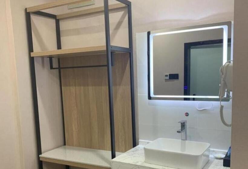 فندق Greentree Inn Express Xuzhou Pizhou Tiefu Town Bus Station