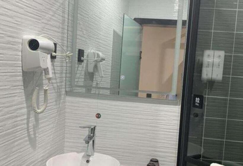 호텔 Greentree Inn Express Xuzhou Pizhou Tiefu Town Bus Station