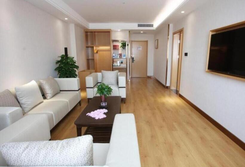 בית מלון כפרי Greentree Inn Heze Shan County New Bus Station