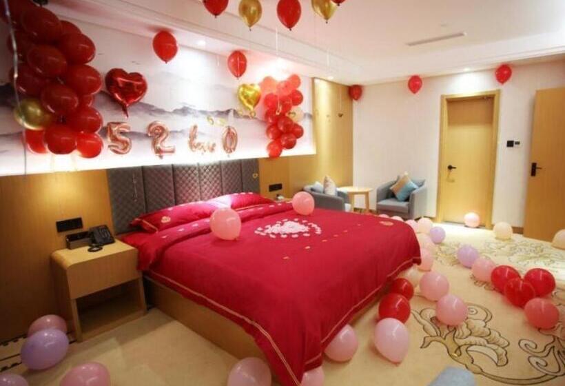 בית מלון כפרי Greentree Inn Heze Shan County New Bus Station