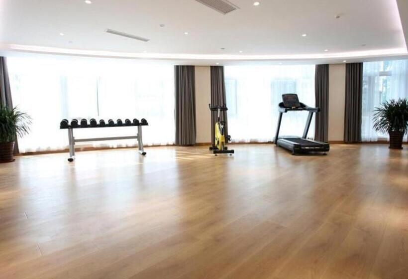 בית מלון כפרי Greentree Inn Heze Shan County New Bus Station