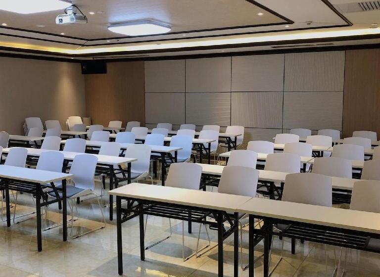 Otel James Joyce Coffetel Anyang Railway Station Wenfeng Avenue Yinxu Scenic Spot