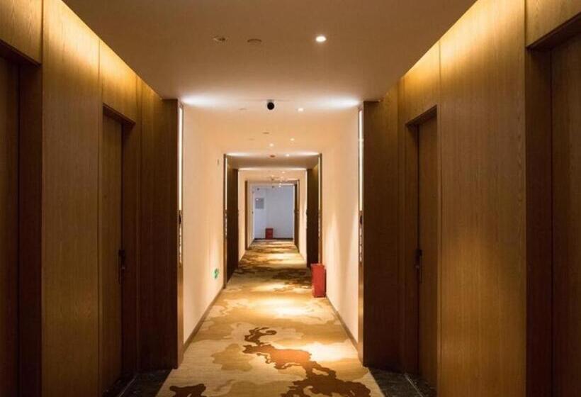 Отель James Joyce Coffetel Xiaogan Dawu County People S Hospital Fuxing Market