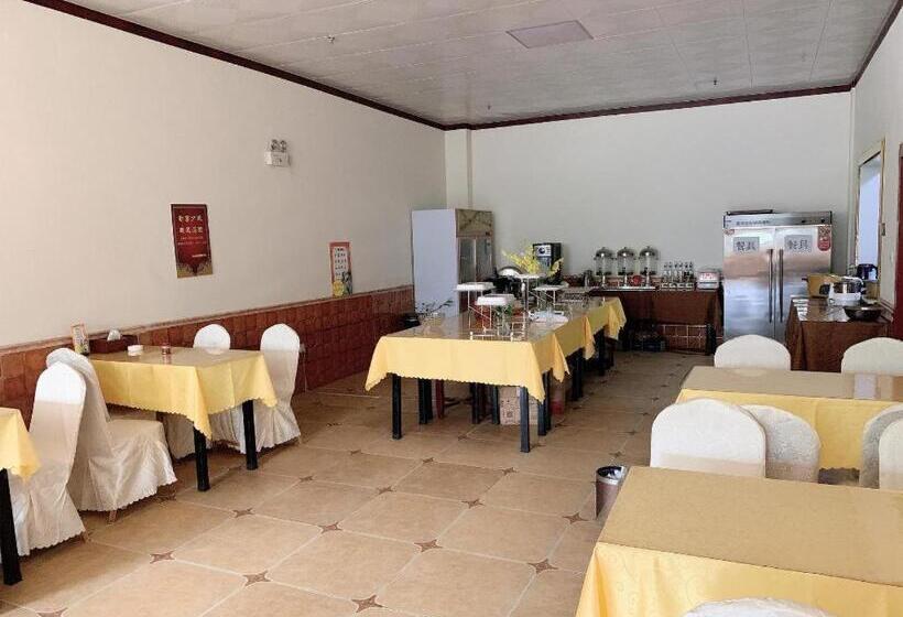 فندق James Joyce Coffetel Xishuangbanna Gaozhuang Starlight Night Market