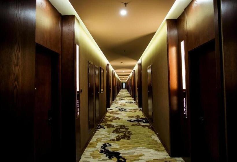 Отель James Joyce Coffetel·chengde Mountain Resort Toudao Pailou