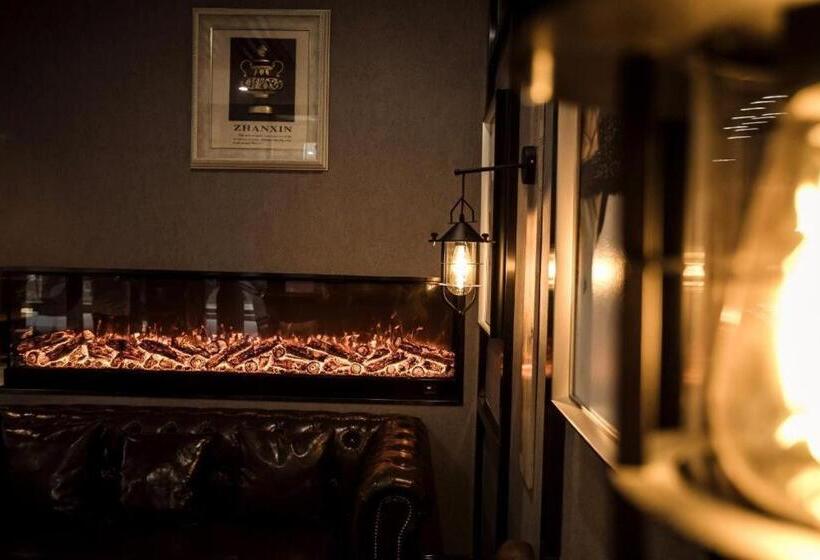 Отель James Joyce Coffetel·chengde Mountain Resort Toudao Pailou