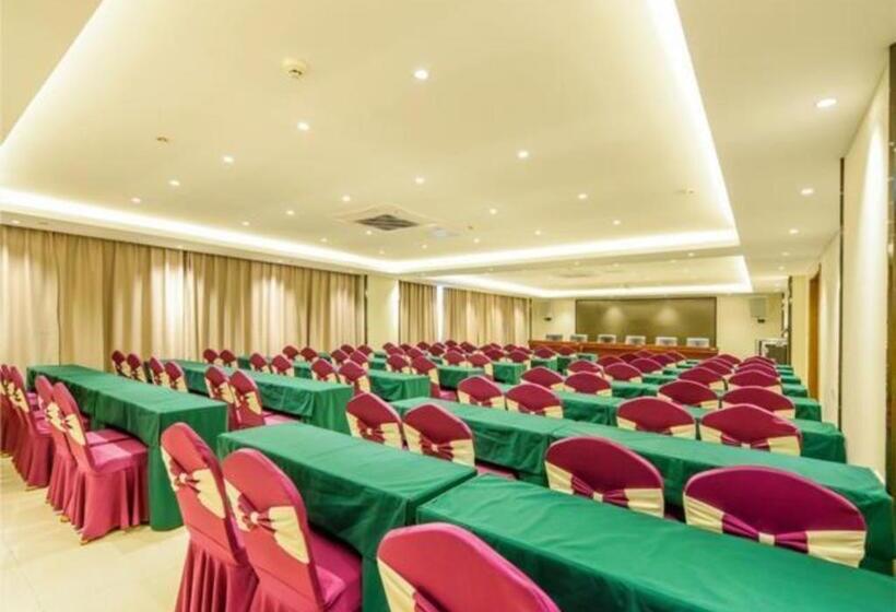 호텔 Jtour Inn Hechi Yizhou Municipal Central Plaza