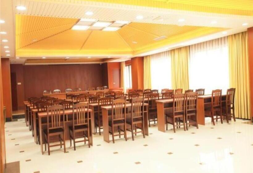 בית מלון כפרי Jtour Inn Yizhou Hechi College Pedestrian Street