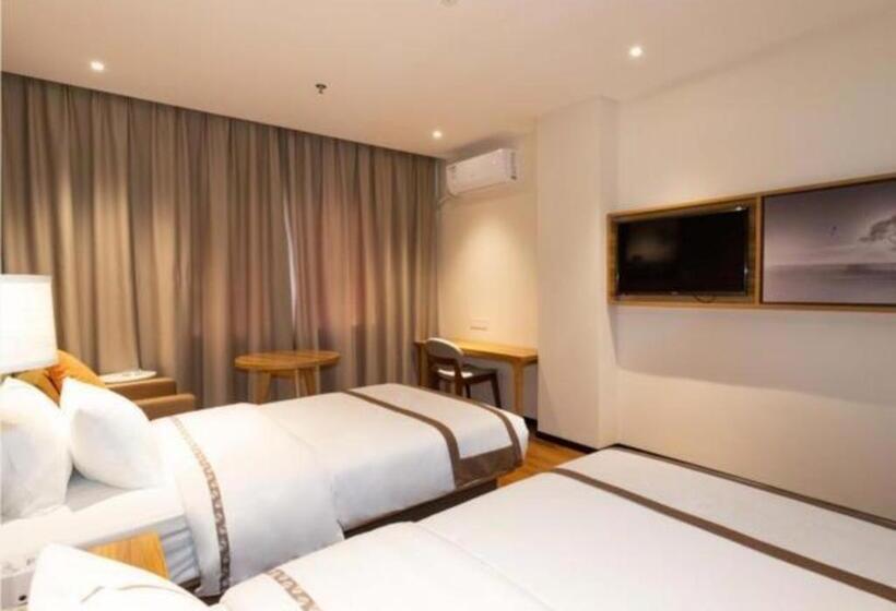 호텔 Jtour Inn Yulin High Speed Railway Station Rt Mart