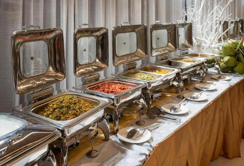 בית מלון כפרי Metadee Elite