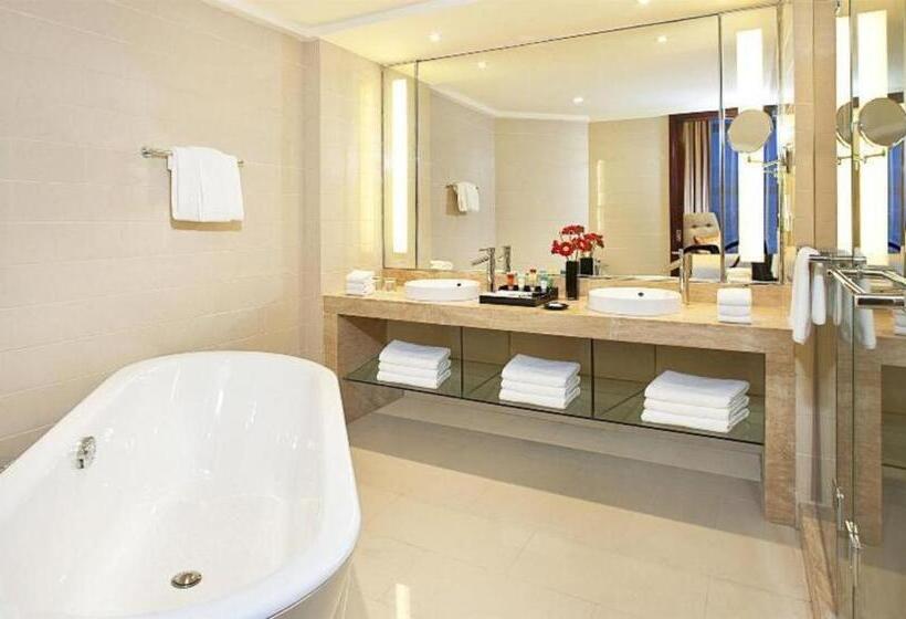 فندق Ramada Plaza By Wyndham Lianyungang